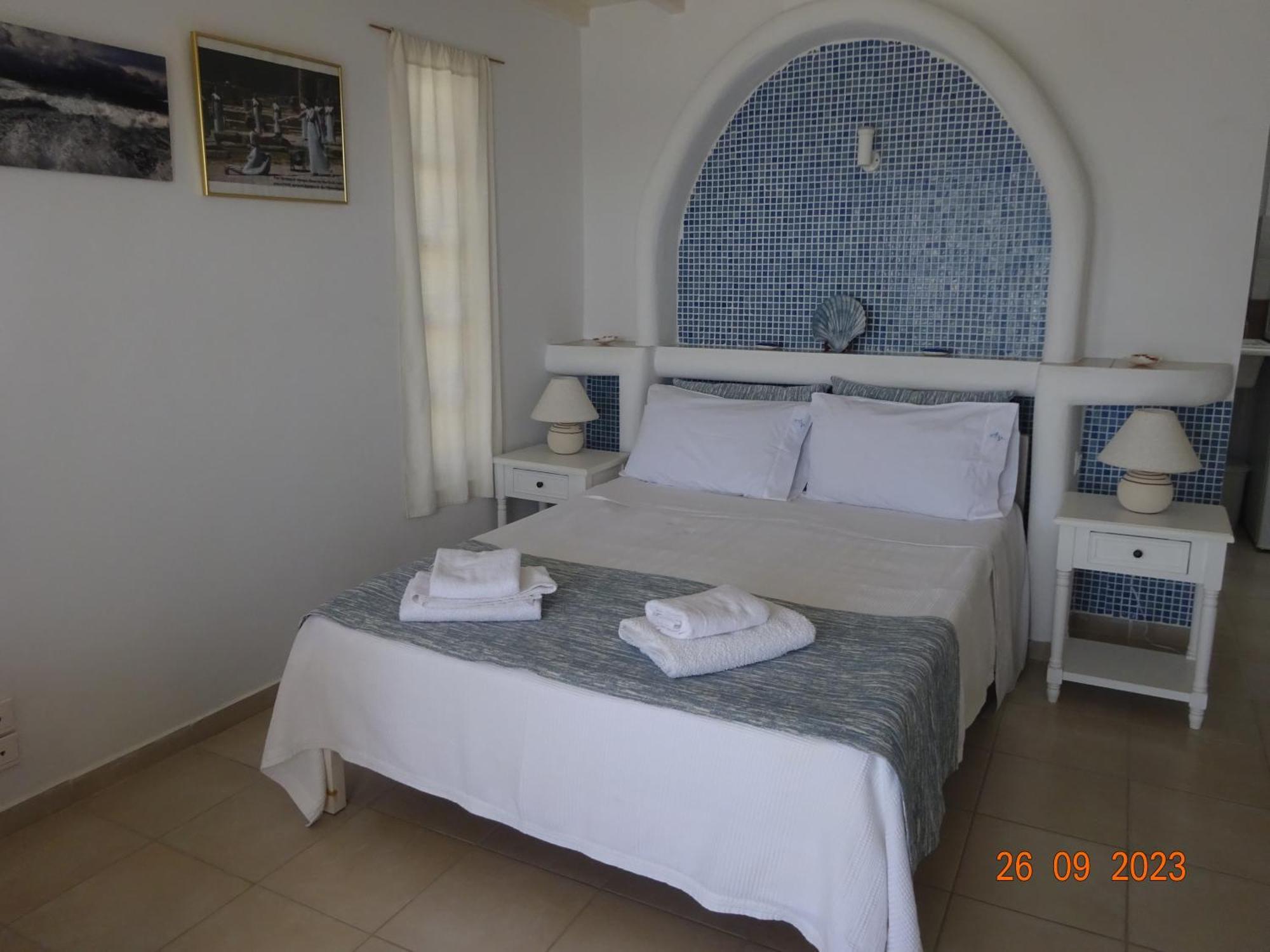 Antoninis Village * Houlakia (Mykonos)