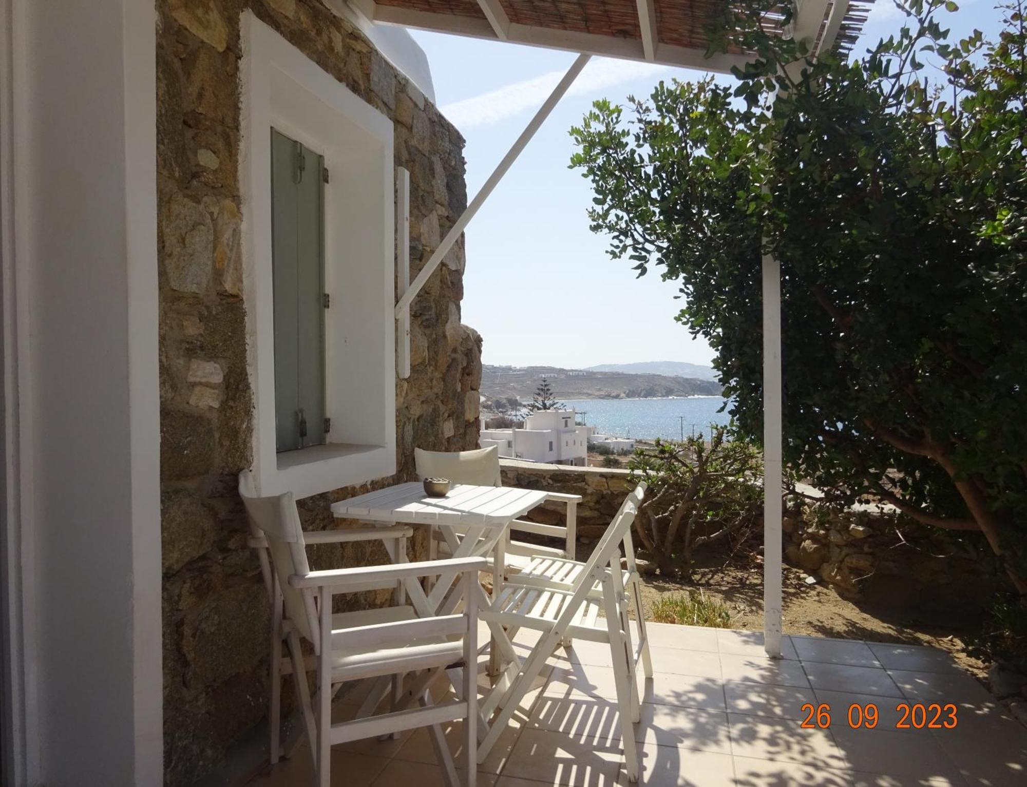 Antoninis Village *